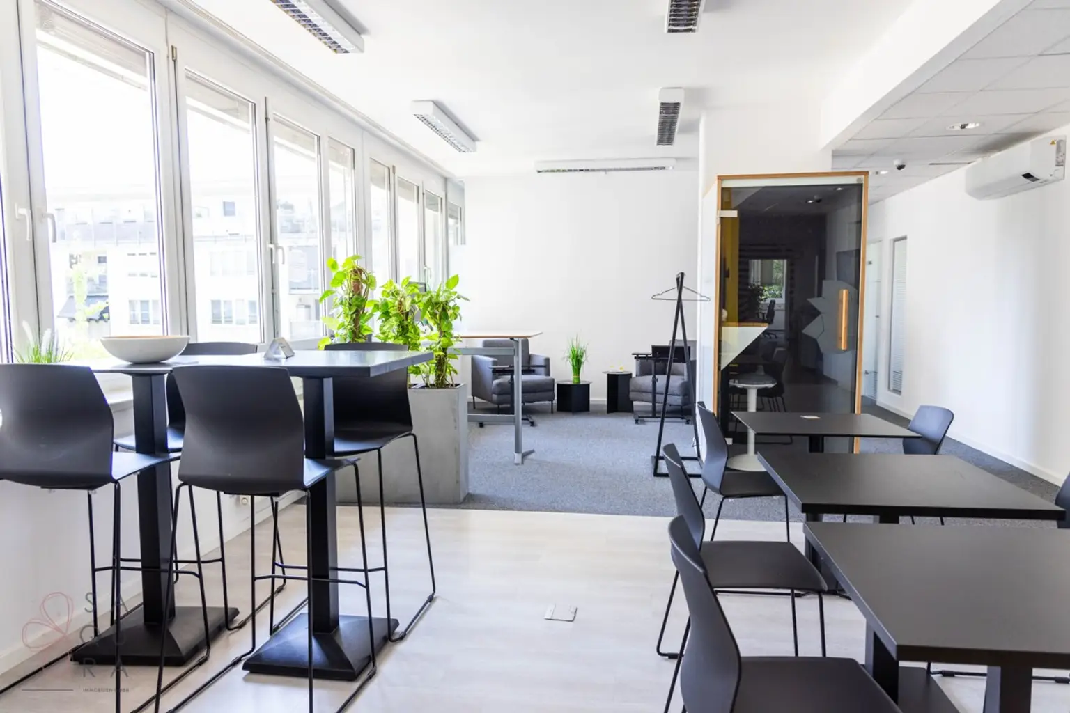 Attraktives Coworking- & Office-Konzept mit 300 m² im Süden Wiens – ideale Lage für KMU & Startups