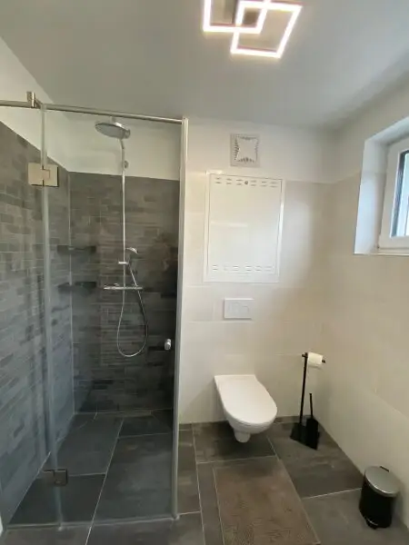 Traumwohnung in 1110 Wien: 45m², 2 Zimmer, Balkon, neuwertig, vermietet bis Oktober 2024