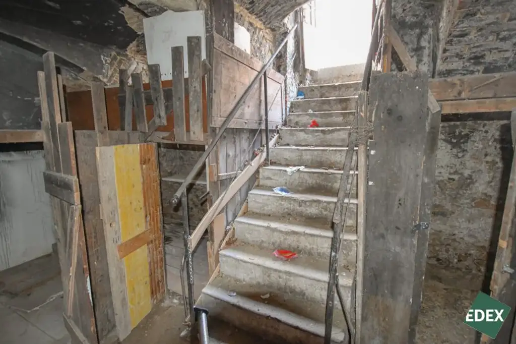 Souterrain-Lager im 16. Bezirk