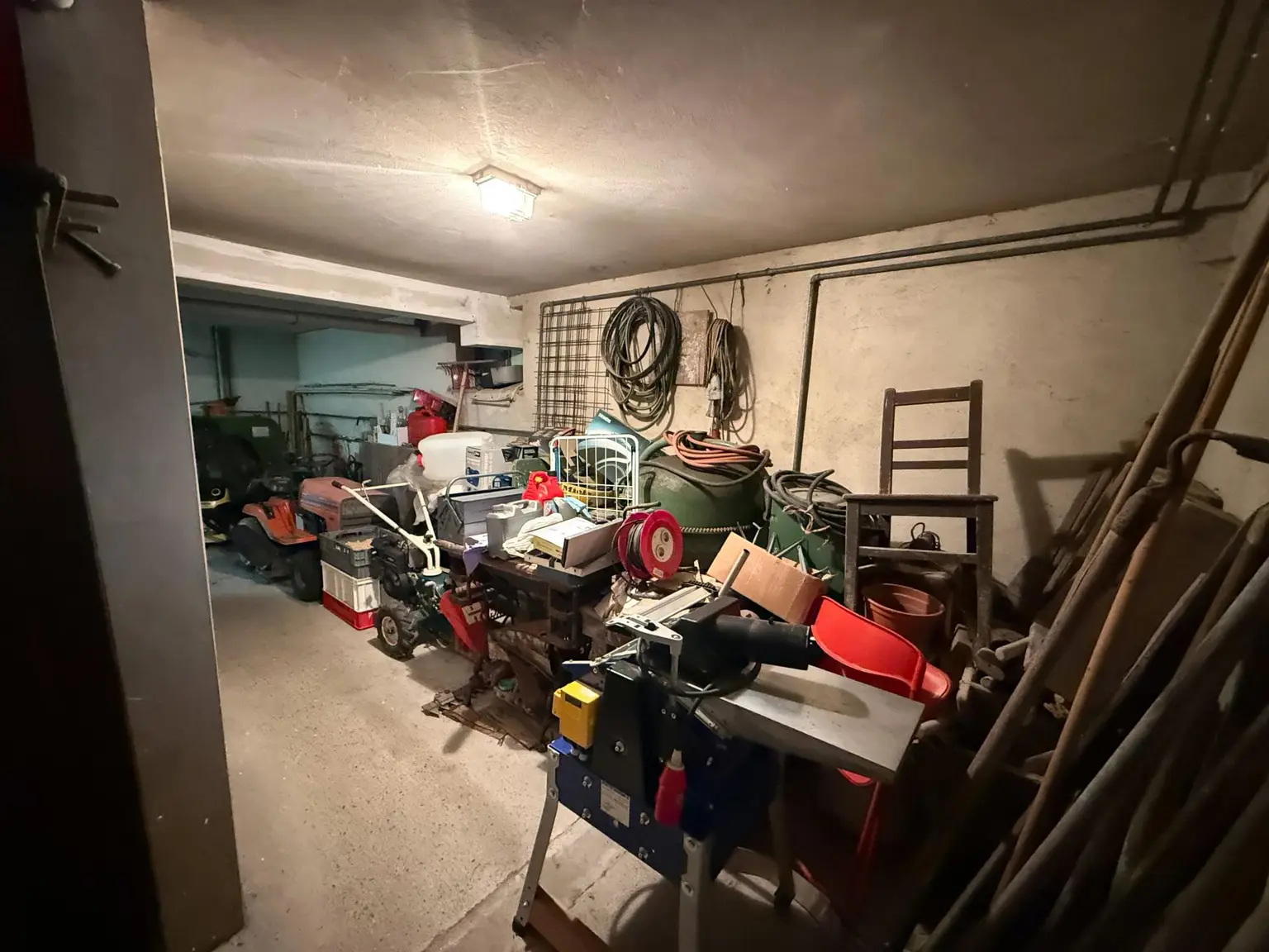 Zubau / Keller-Garage