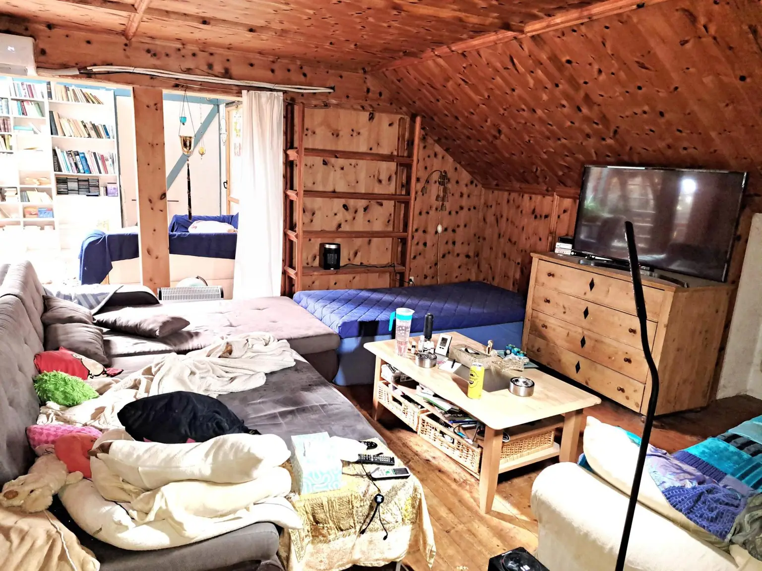 IMMOBILIE IM DORNRÖSCHENSCHLAF