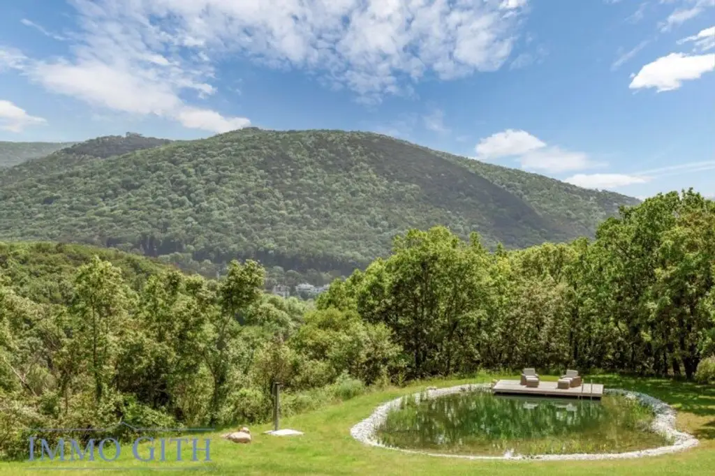 PROVISIONSFREI: LUXUS-VILLA IN GIESSHÜBL MIT EINZIGARTIGEM FERNBLICK ZU MIETEN!