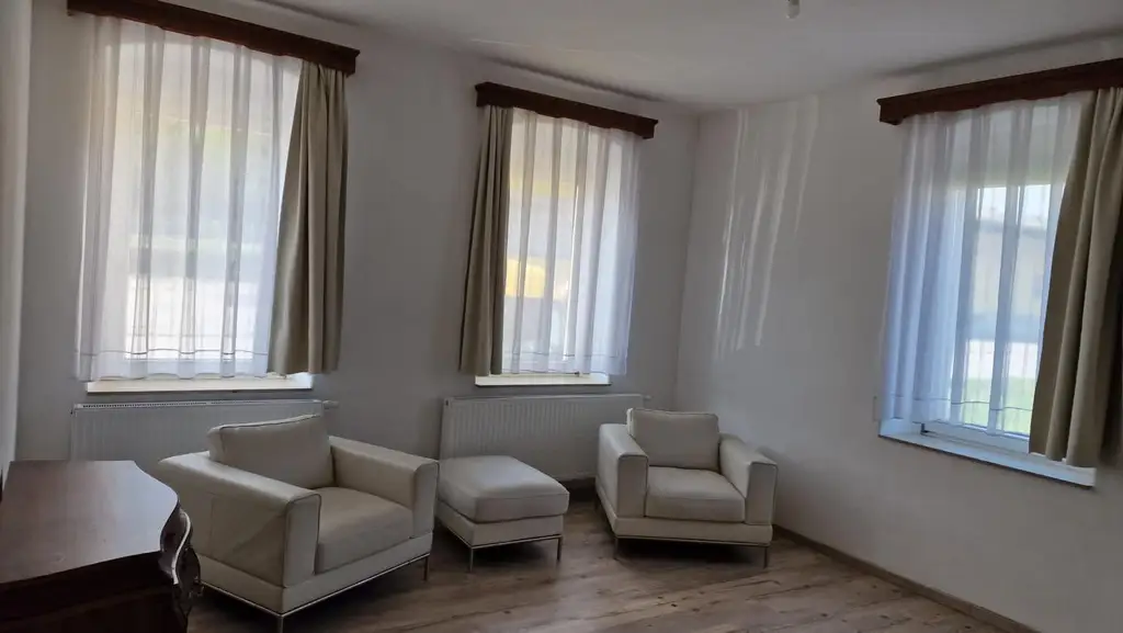 Charmante 3-Zimmer-Altbauwohnung mit Balkon und Gemeinschaftsgarten in Luftenberg an der Donau