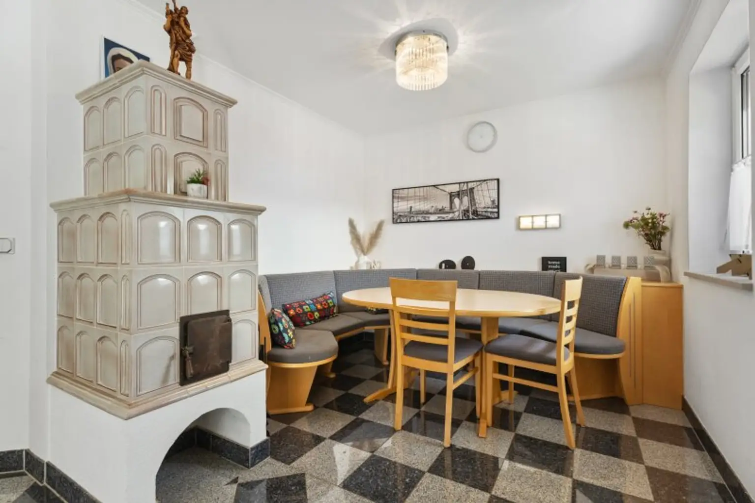 Kamin - Essplatz - EG - Haus - Treffling - kaufen