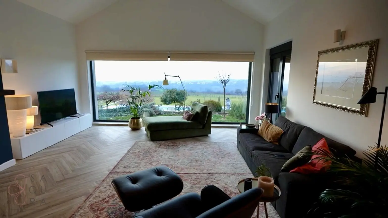 0a6aff65-4999-4101-bce2-5815229b78ba