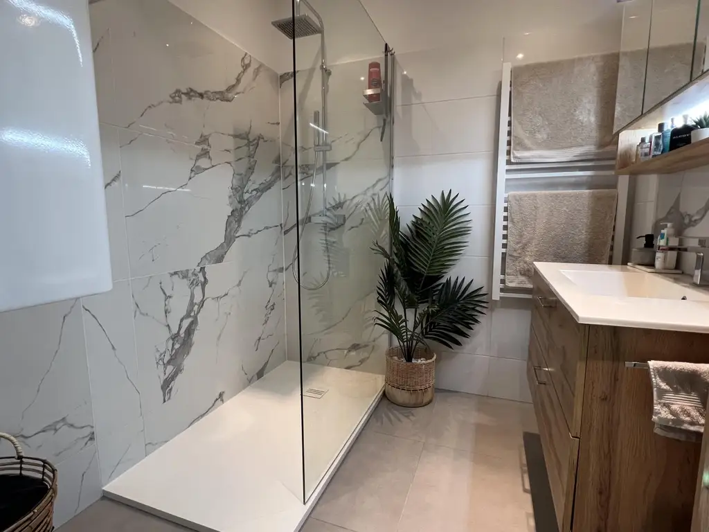 "Große Eigentumswohnung mit 2 Balkonen"