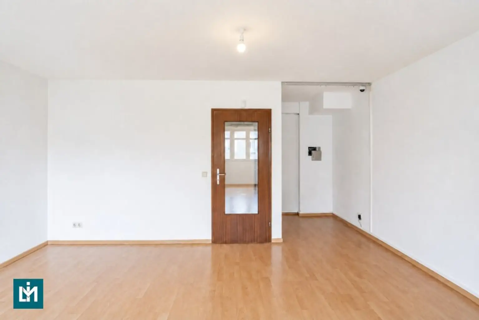 Wohn- Schlafzimmer (S)