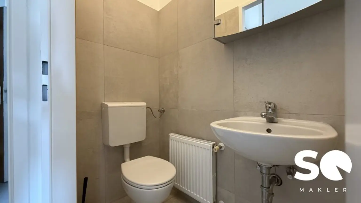 # SQ -TOP sanierte 1-Zimmer-Altbauwohnung in  1210 Wien