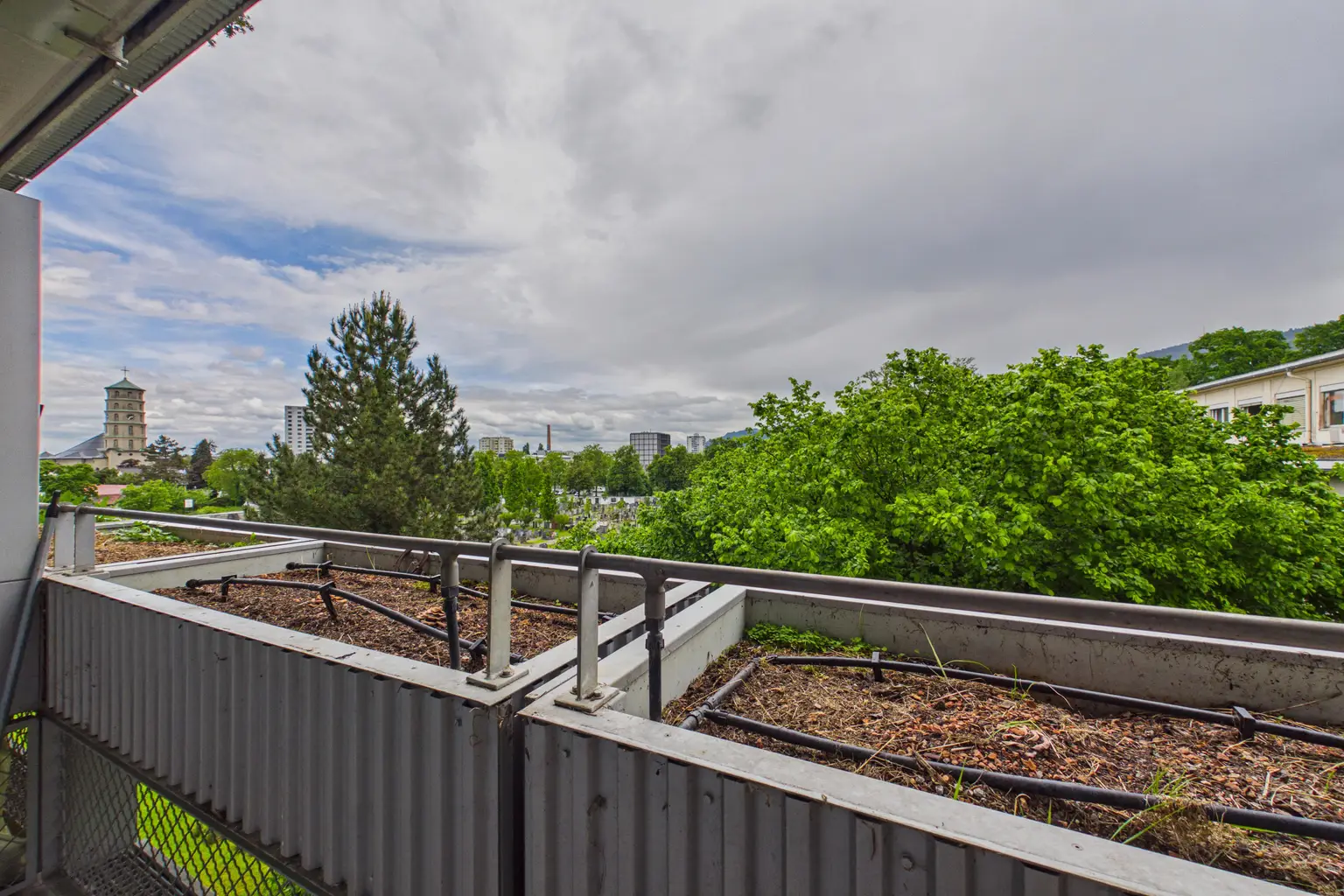 Balkon und ruhige Lage