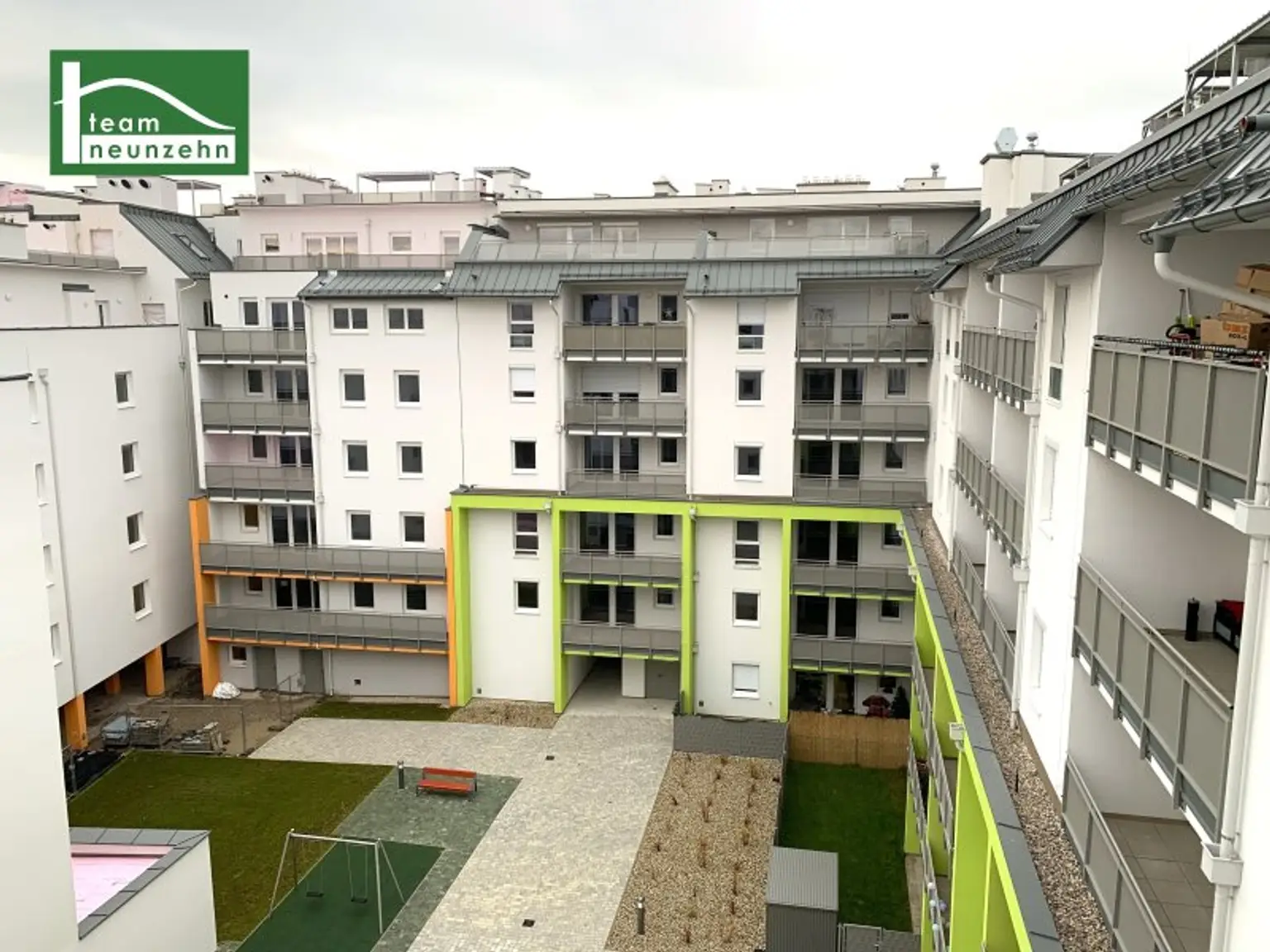 Wohnen im Mautner-Markhof nahe S-Bahn S7 Kaiserebersdorf- Große Terrasse und Abstellraum! Traumbad! GEMEINSCHAFTLICHE DACHTERRASSE!