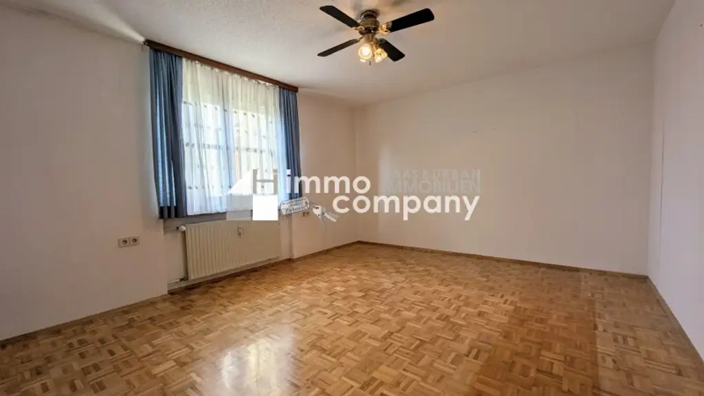 Großzügige 4-Zimmer-Wohnung mit Loggia in zentraler Lage – inkl. Küche und Gemeinschaftsgarten!