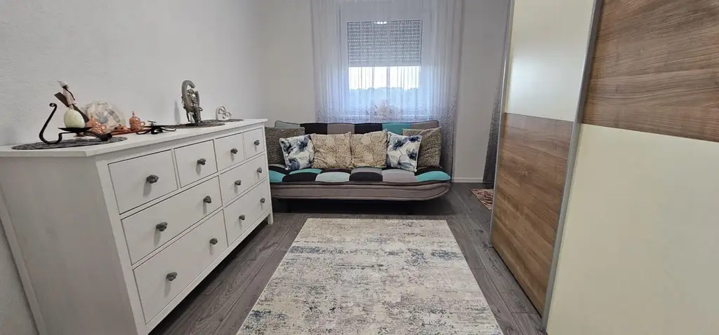 Tolle 3,5-Zimmer-Wohnung mit Loggia und TG-Platz zu verkaufen
