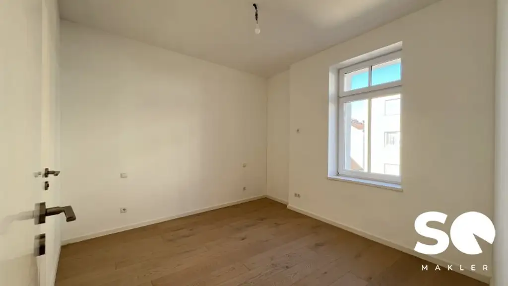 #SQ - CHARMANTE GARCONNIERE - Mitten im 16ten - Top 32