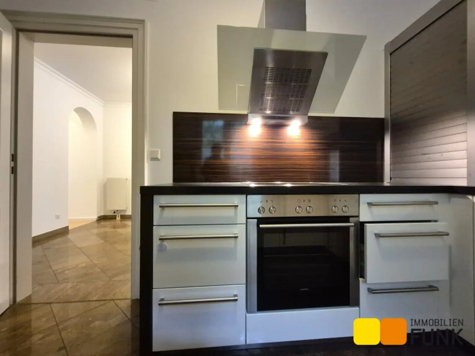 5-Zimmer Gartenwohnung mit 2-Zimmer-Einliegerwohnung