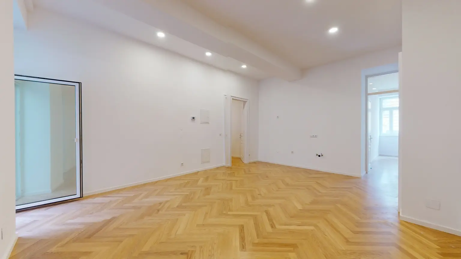 "Urban Oasis" - Moderne Altbauwohnung mit einzigartiger Raumhöhe und Terrasse