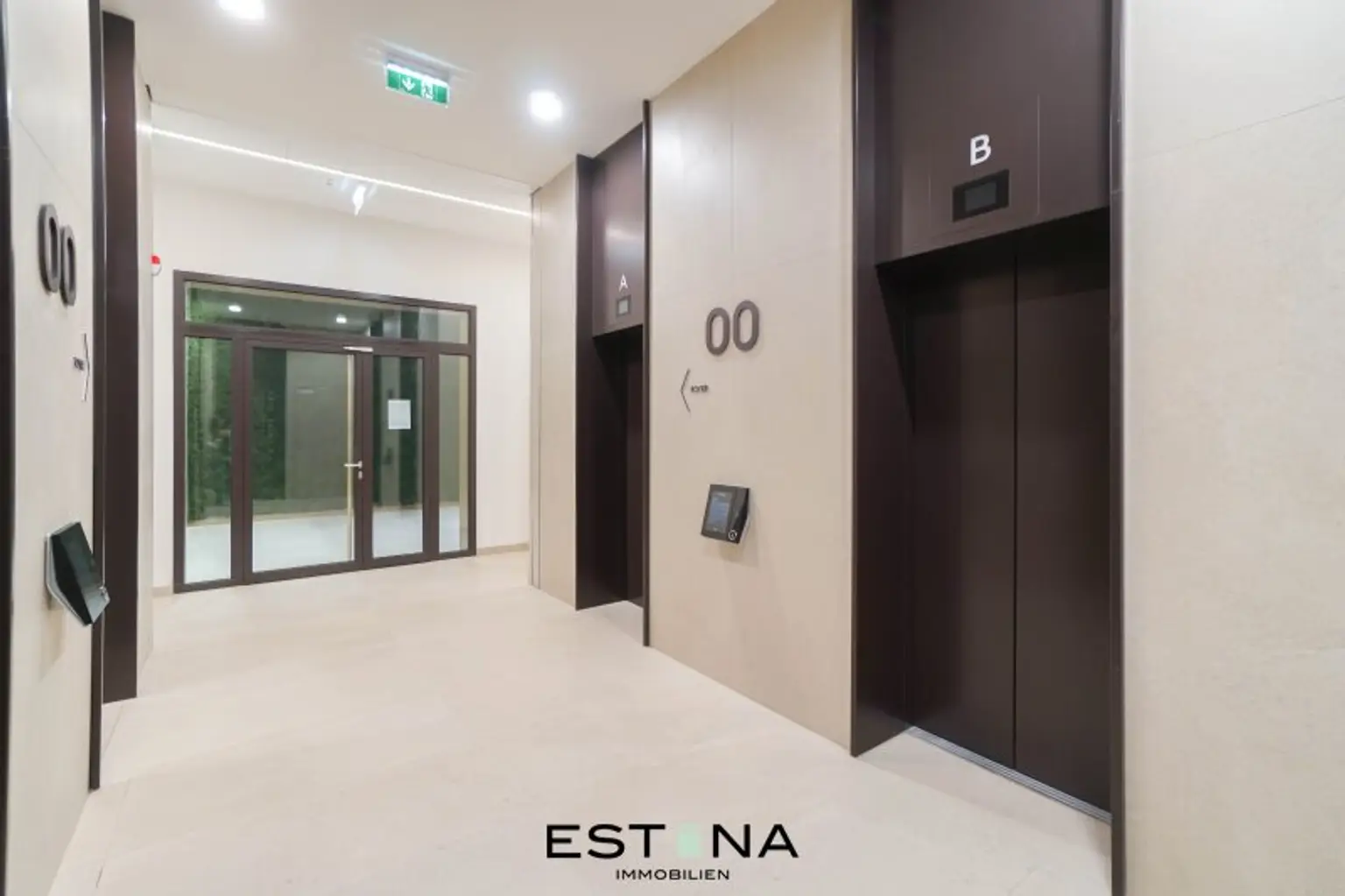 Premium City-Wohnung mit Weitblick & Wellness-Oase