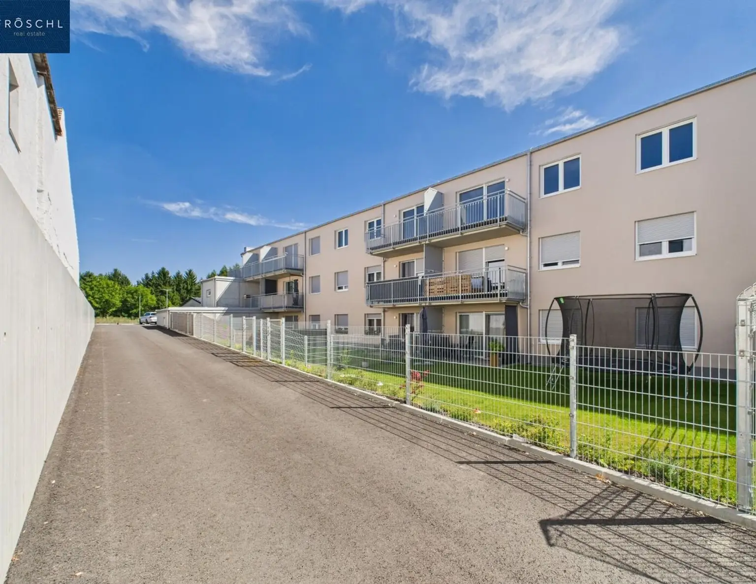 INVESTOREN-PAKET VITIS: 18 Wohnungen + Büroeinheit | Vollvermietet | Ø €11,54/m²