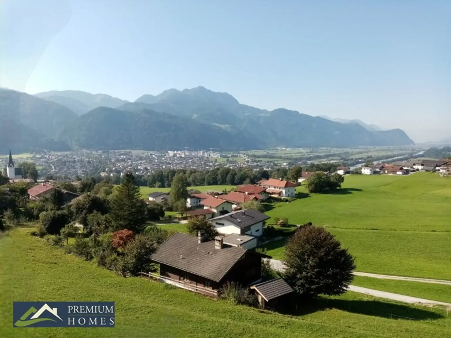 Aussicht_Kleinsöll_Kirche_und_Gratlspitz
