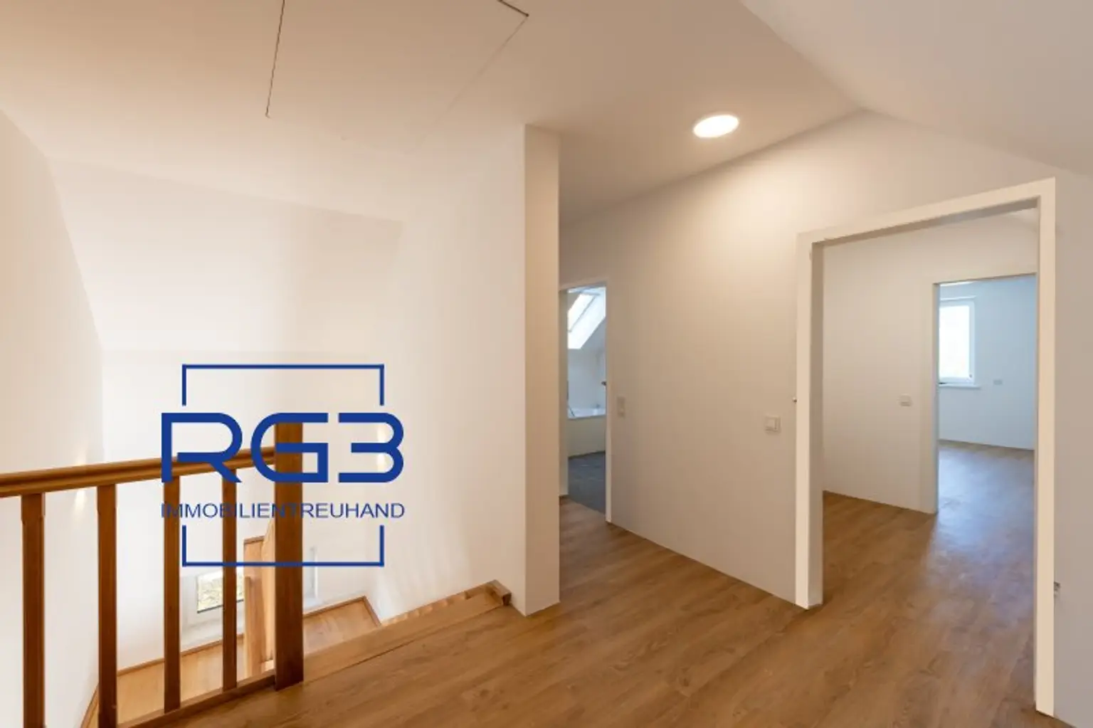 Großes Einfamilienhaus mit großem Garten # Provisionsfrei