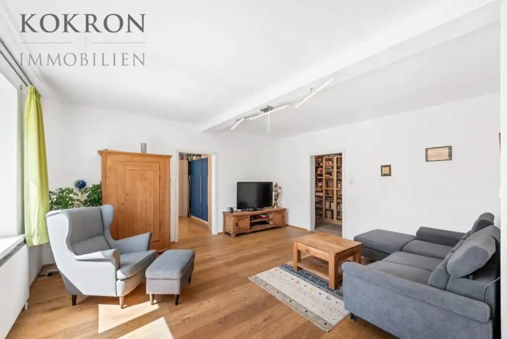 Mitten in der Natur! Willkommen in Ihrem neuen Zuhause, mit viel Freifläche, Pool und Raum für Ihre Ideen.
