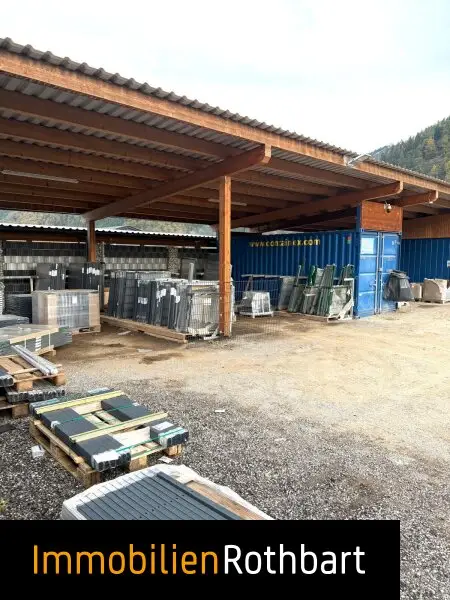 Grundstück mit Lagerfläche, Containern und Parkplätzen!