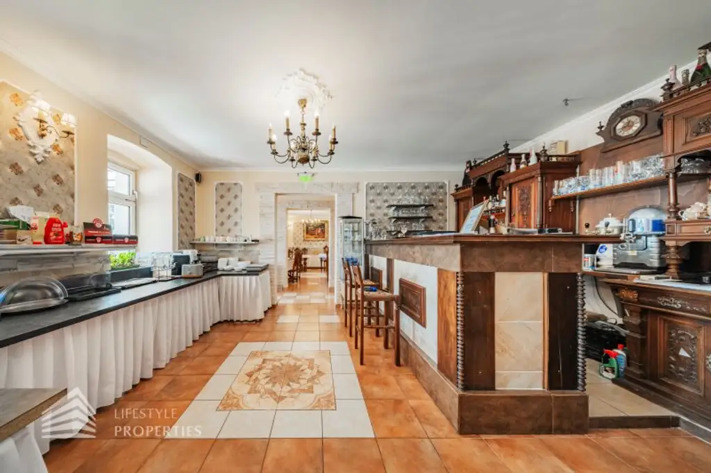 Historisches Hotel mit Restaurant & großzügigem Privatbereich – im Erholungsgebiet Semmering