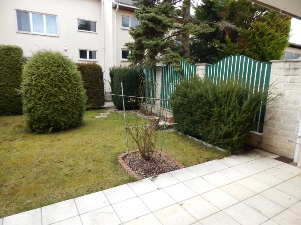 "Gelegenheit" Reihenhaus mit Garten zum Selbersanieren