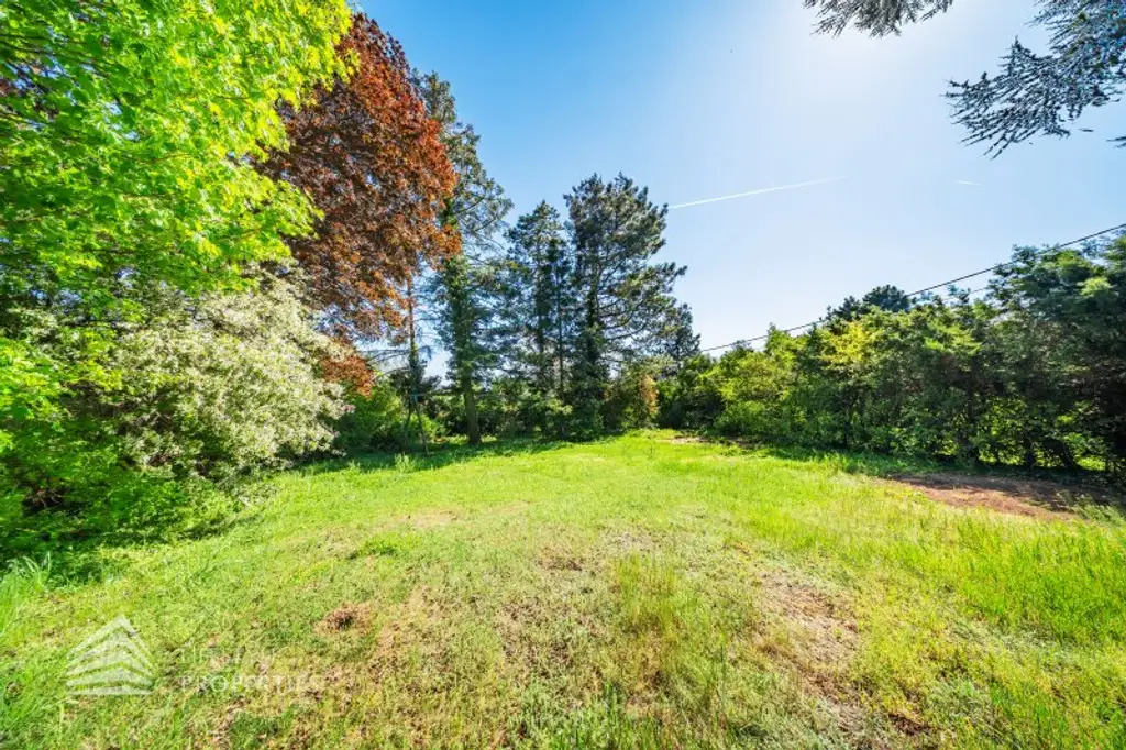Traumhaftes Einfamilienhaus mit Gartenparadies