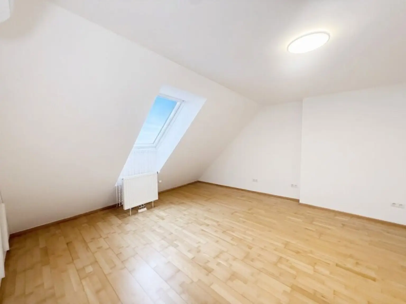 Schlafzimmer 3