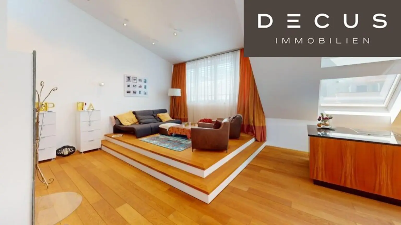 PENTHOUSE-RARITÄT: MIT DACHTERRASSE & 2 GARAGENPLÄTZEN