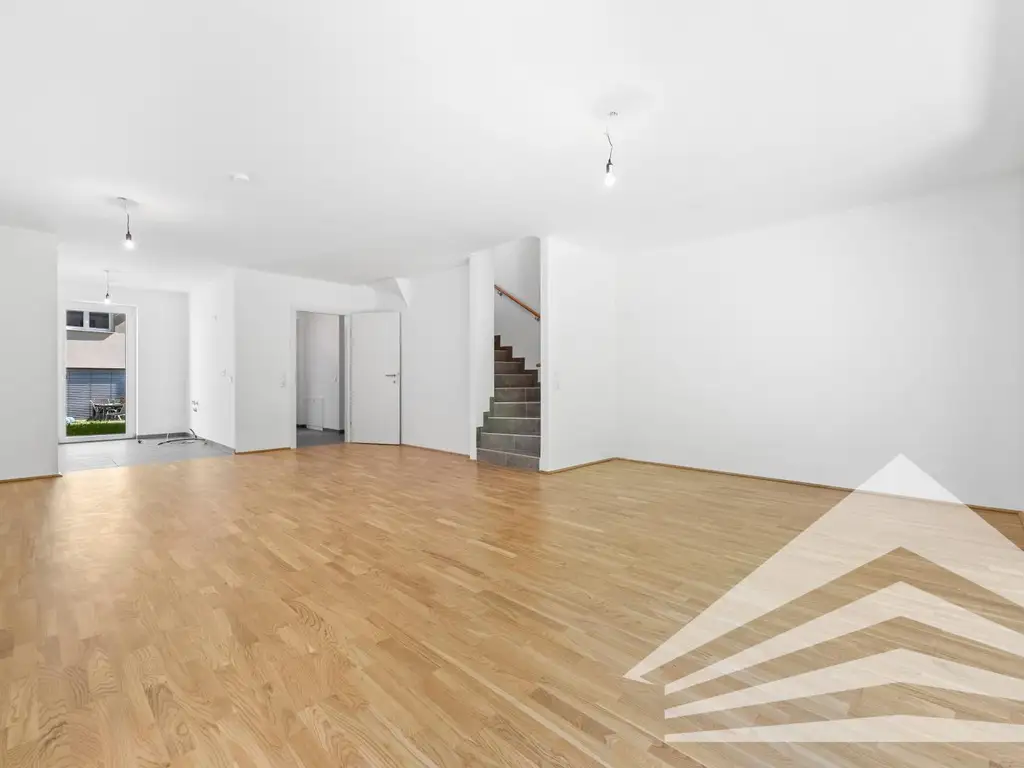 Pichling/Ebelsberg: Unterkellertes Reihenhaus mit Dachterrasse zum Erstbezug!