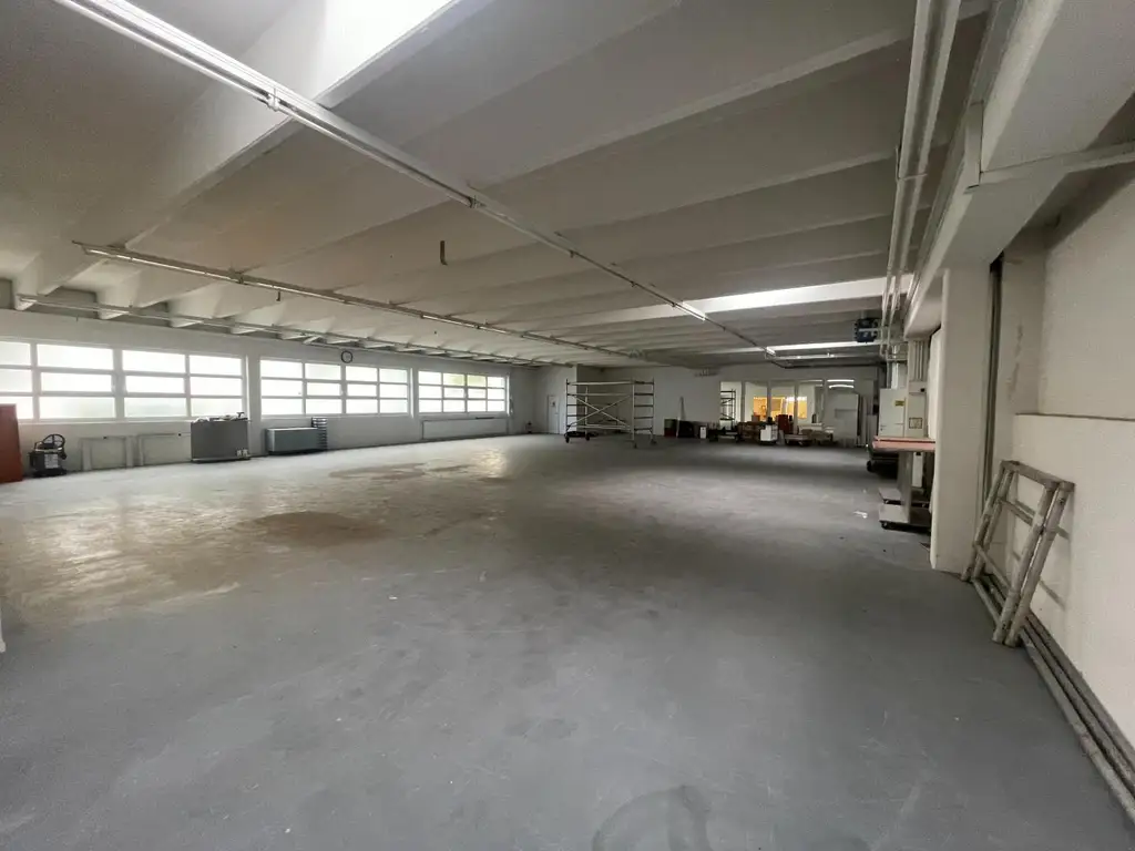 Gewerbeliegenschaft, Hallen-Büroflächen, Villach