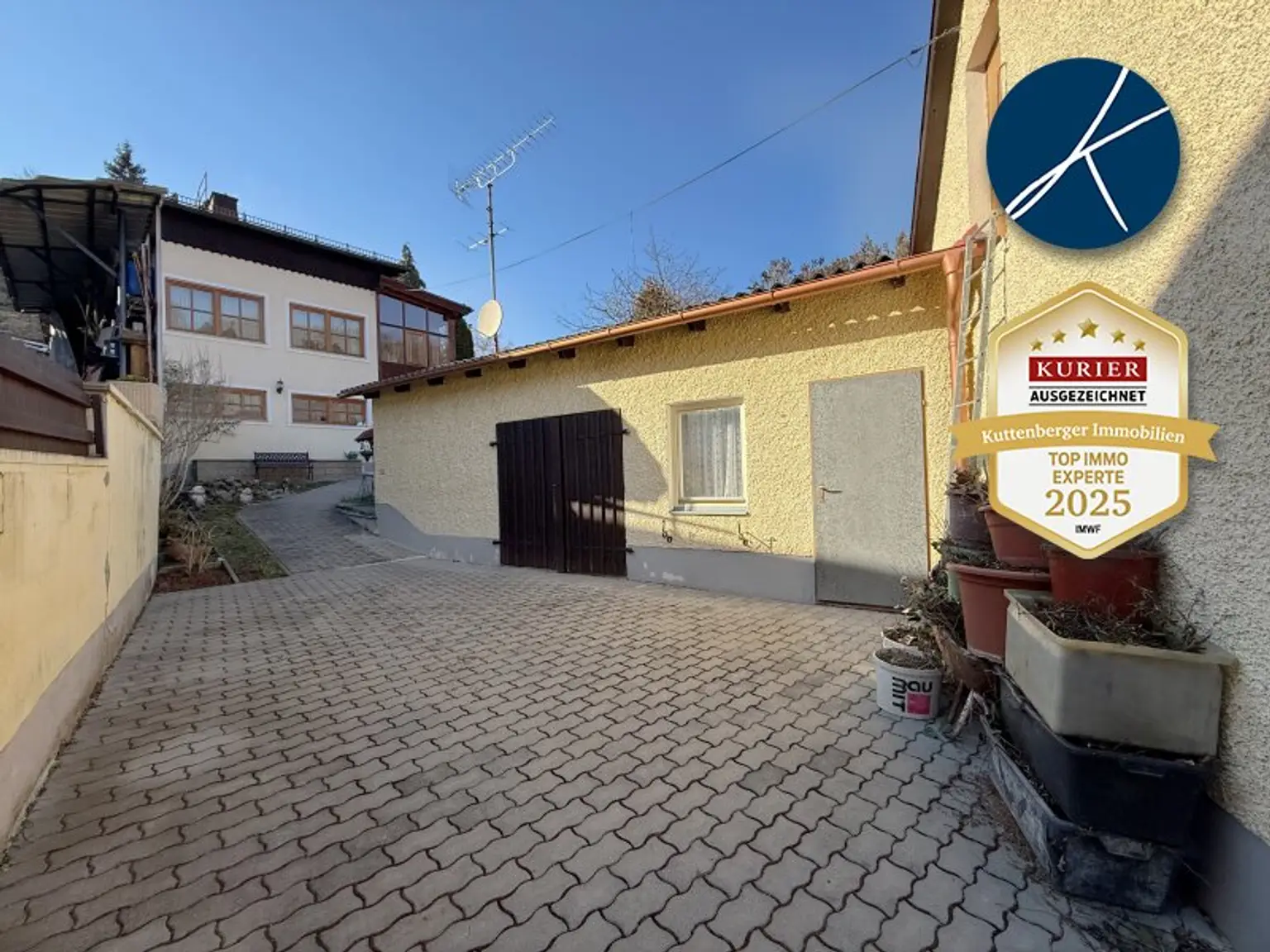 Gemütliches Ein- oder Zweifamilienhaus mit weitläufigem Garten