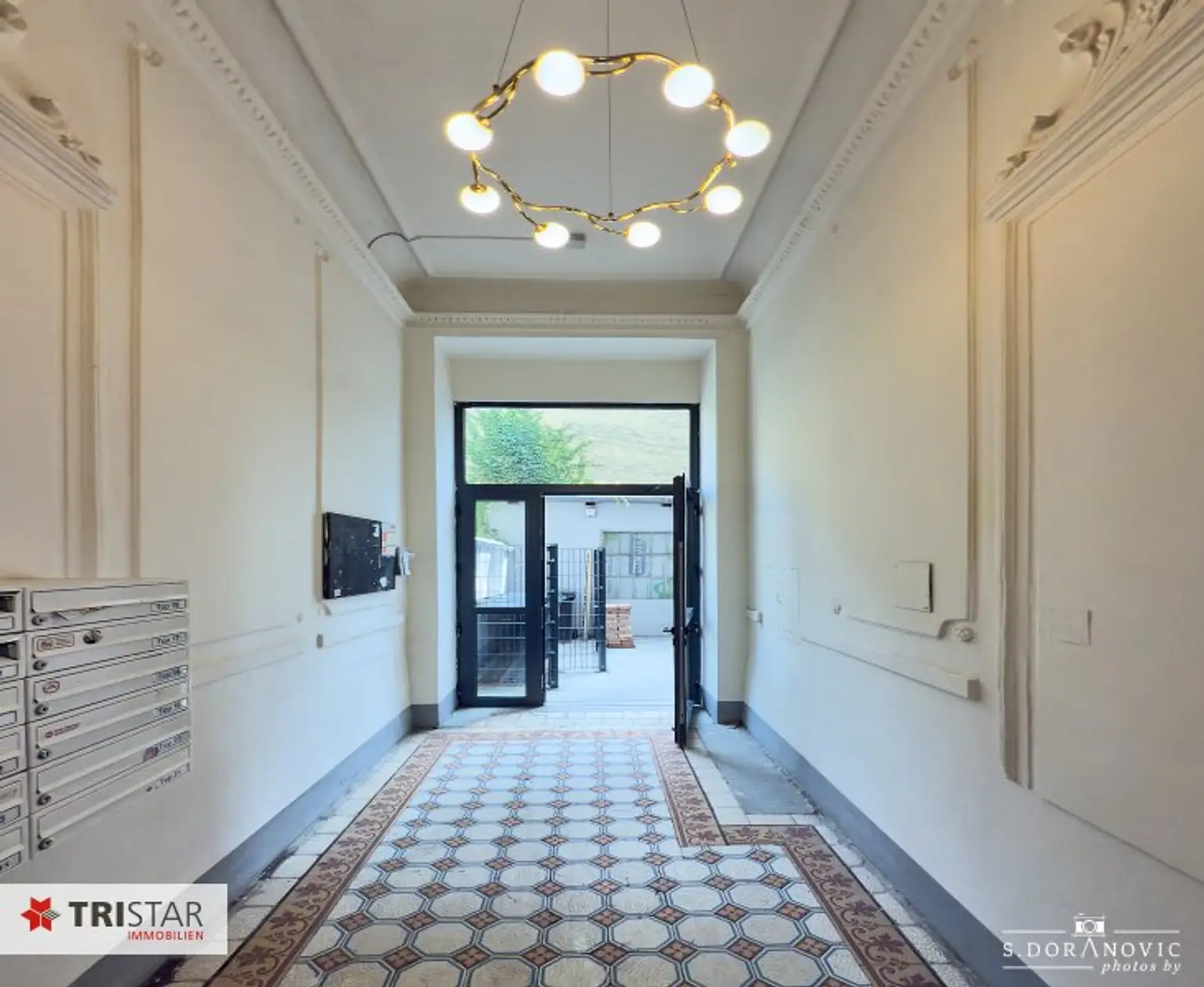 NEU! ++ NÄHE SCHÖNBRUNN ++ EXKLUSIVER DACHAUSBAU IM GRÜNDERZEITHAUS ++ BEZUGSFERTIGES EIGENTUM IN TOPLAGE – 1120 WIEN ++