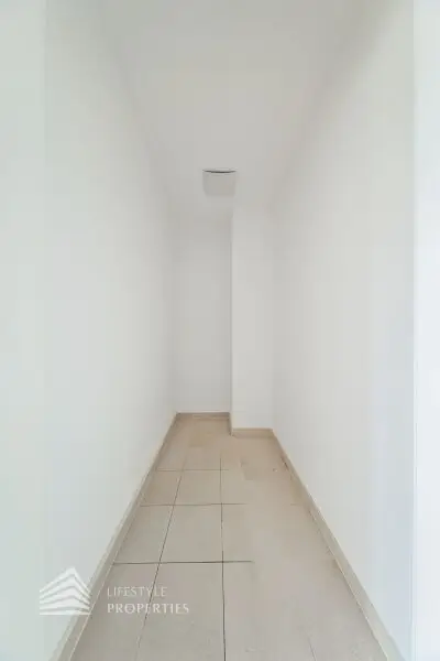 Wunderschöne 4 - Zimmer Wohnung mit Terrasse und Garten