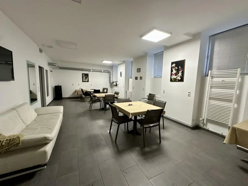 Attraktives Imbisslokal in der Schönbrunner Straße zu mieten!