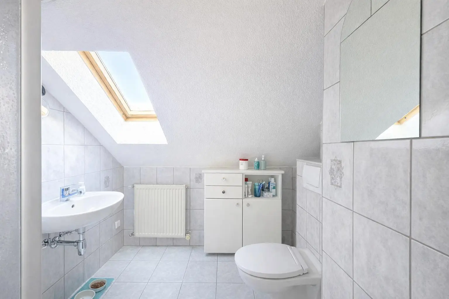 Haus- DG Badezimmer