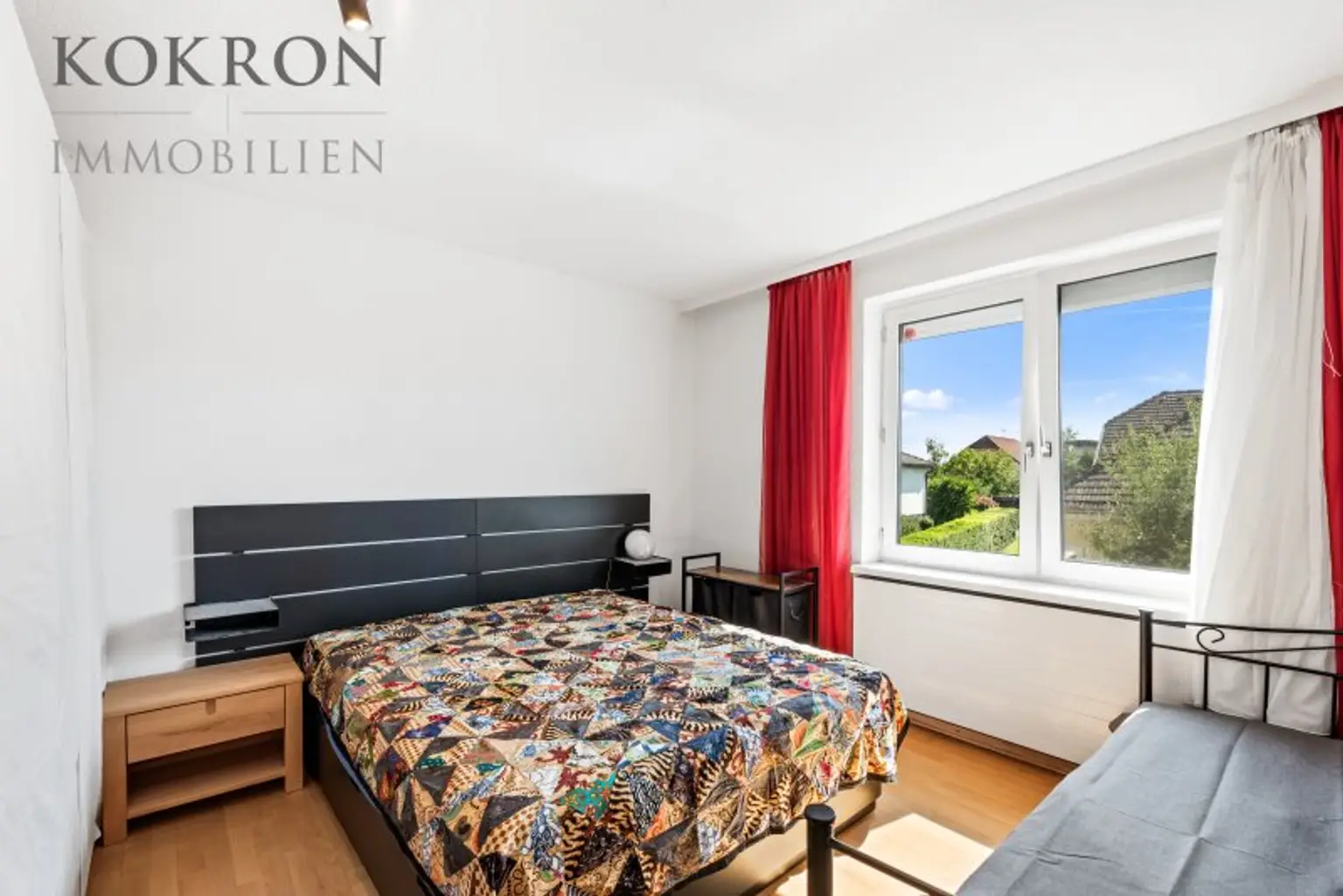Mitten in der Natur! Willkommen in Ihrem neuen Zuhause, mit viel Freifläche, Pool und Raum für Ihre Ideen.
