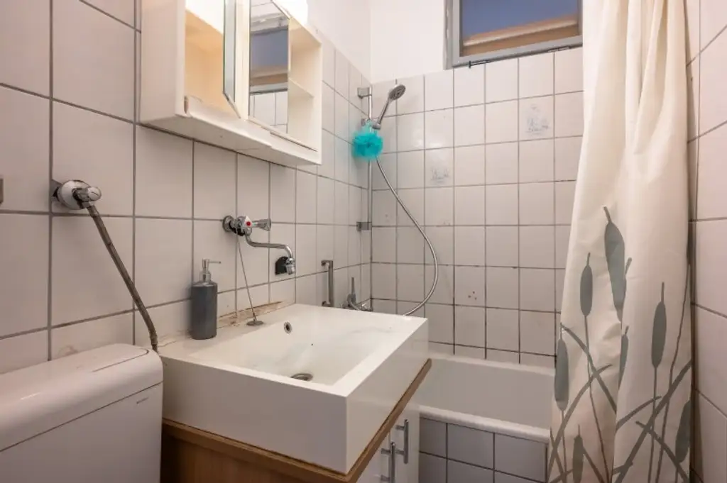 ++NEU++ 1,5-Zimmer Neubauwohnung mit getrennter Küche und Balkon!