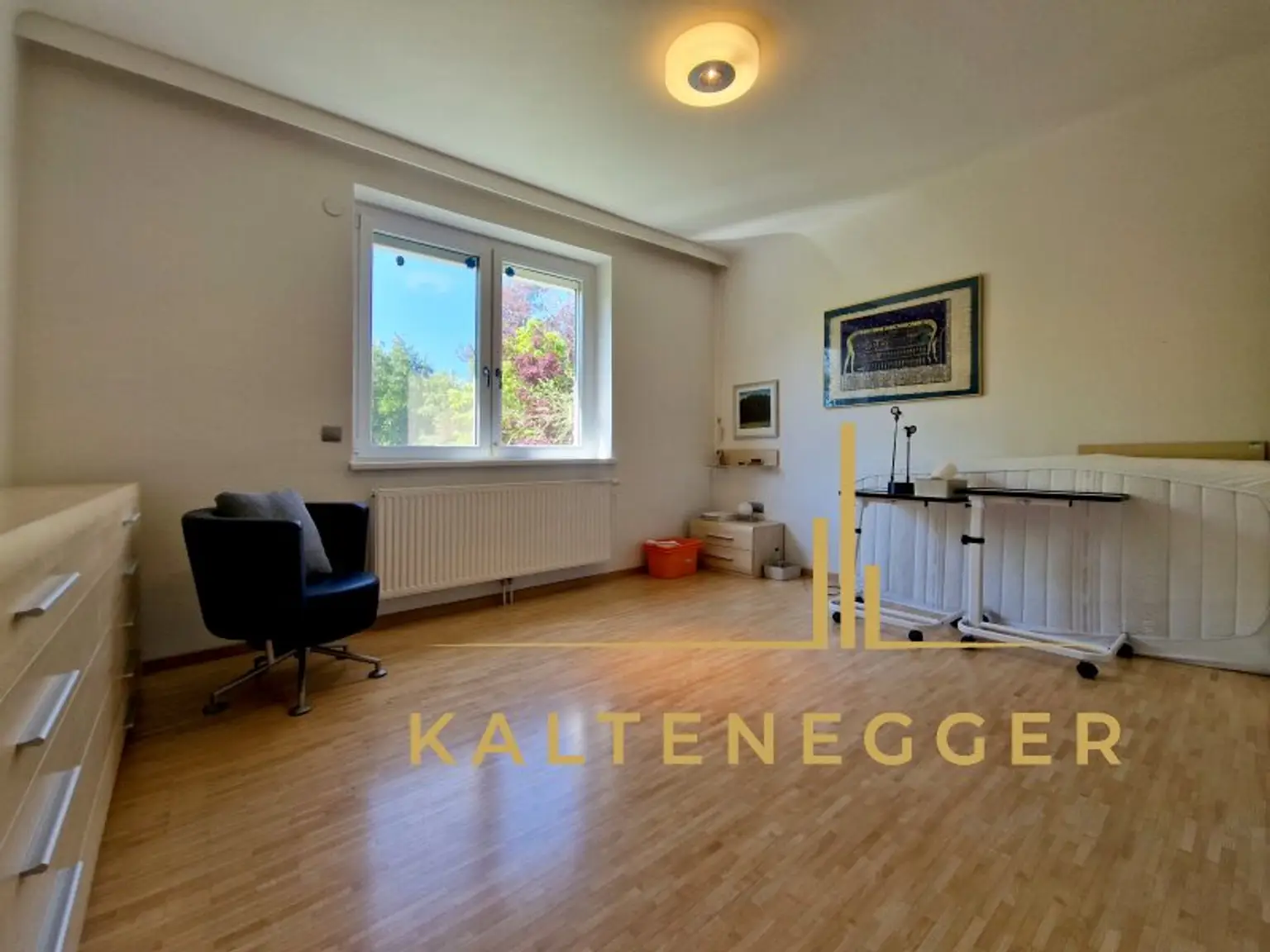 EG: Schlafzimmer ca. 17,76 m²