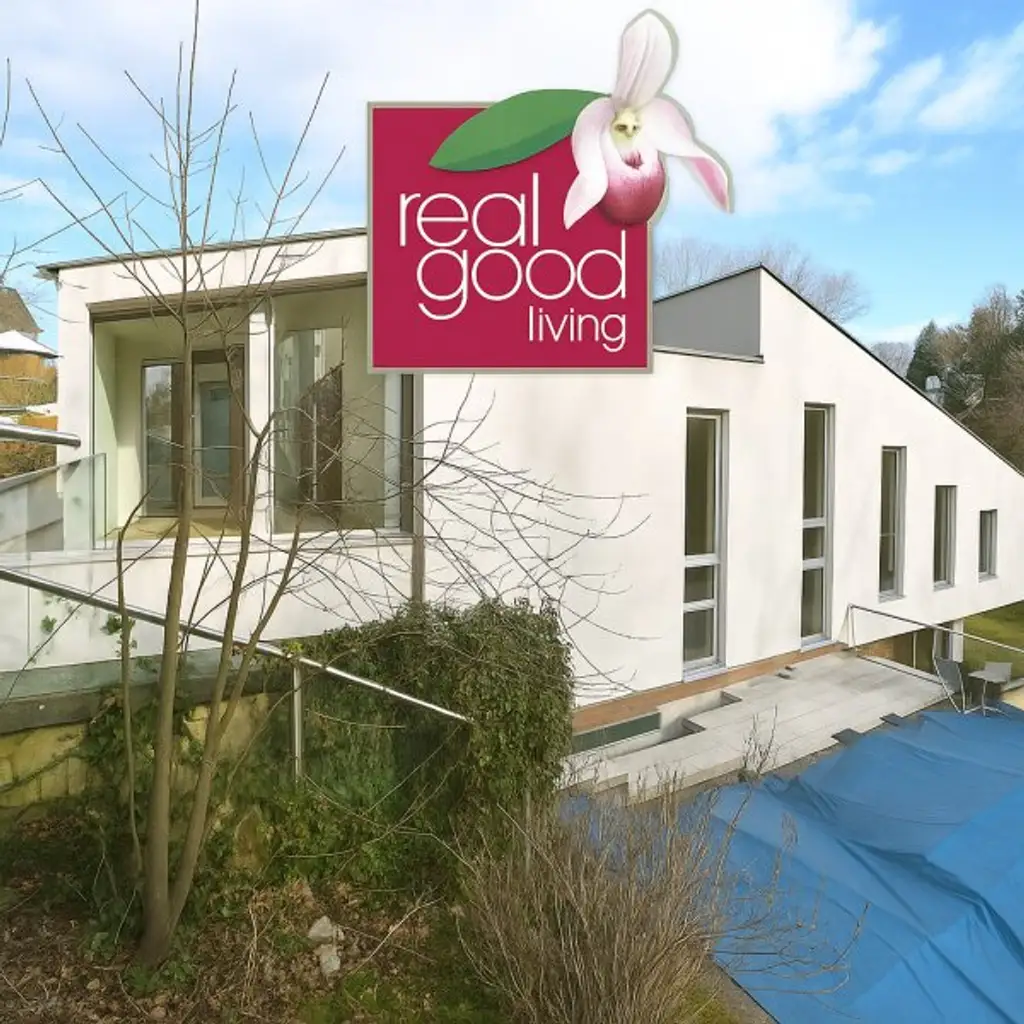 Exklusive Villa mit Pool, Terrassen, Wintergarten & Garage mit ca. 100 m² in Klosterneuburg-Weidling !!