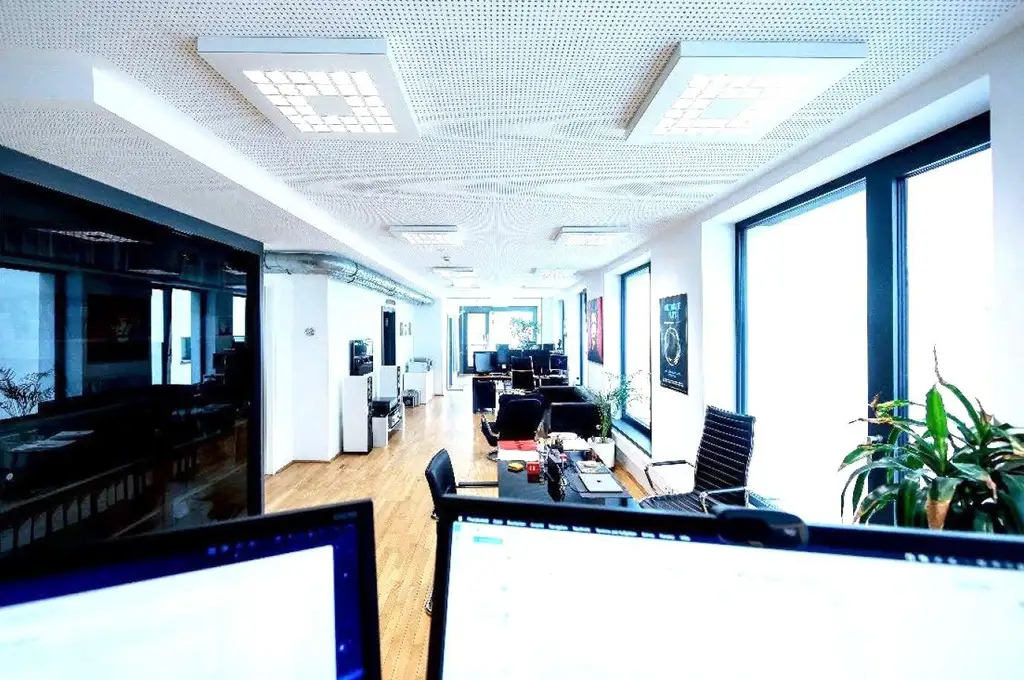 LINZ/STADT: ATTRAKTIVE BÜROFLÄCHE ca. 155,59 m² IM HERZEN VON LINZ (PROMENADE)