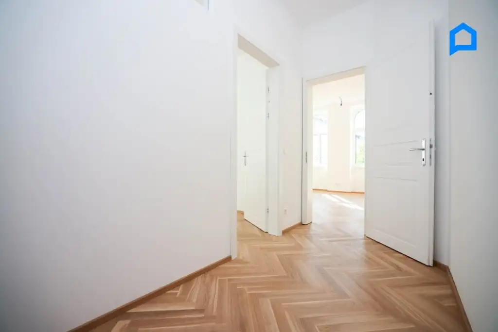 ERSTBEZUG, hell. JETZT einziehen! Kernsanierter Albau mit modernster Ausstattung TOP 9 / 53,54 m² Wohnfläche, 2 Zimmer plus Nebenräume, Kurzzeitvermietung möglich !