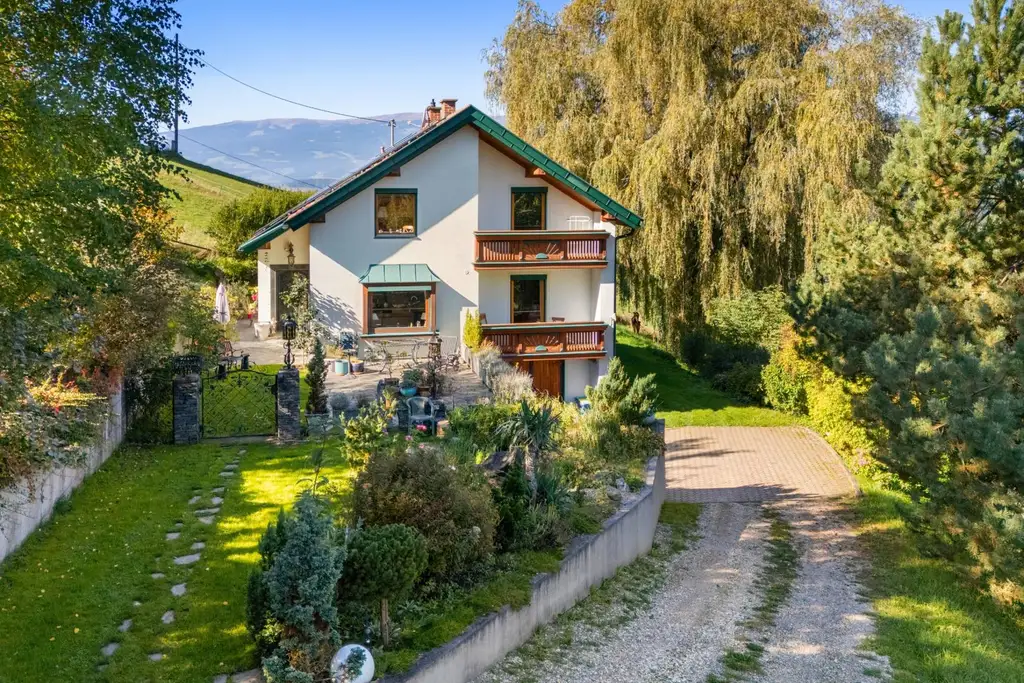 Gemütliches Einfamilienhaus in herrlicher, ruhiger Aussichtslage