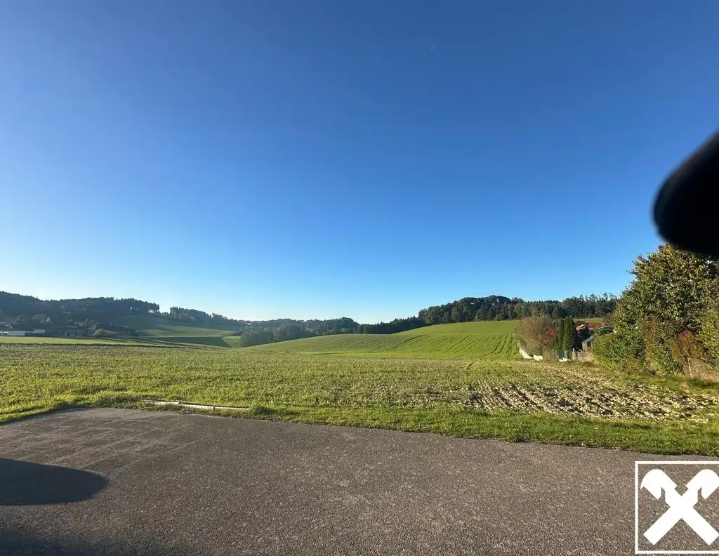Baugrund in Naturlage mit Fernblick
