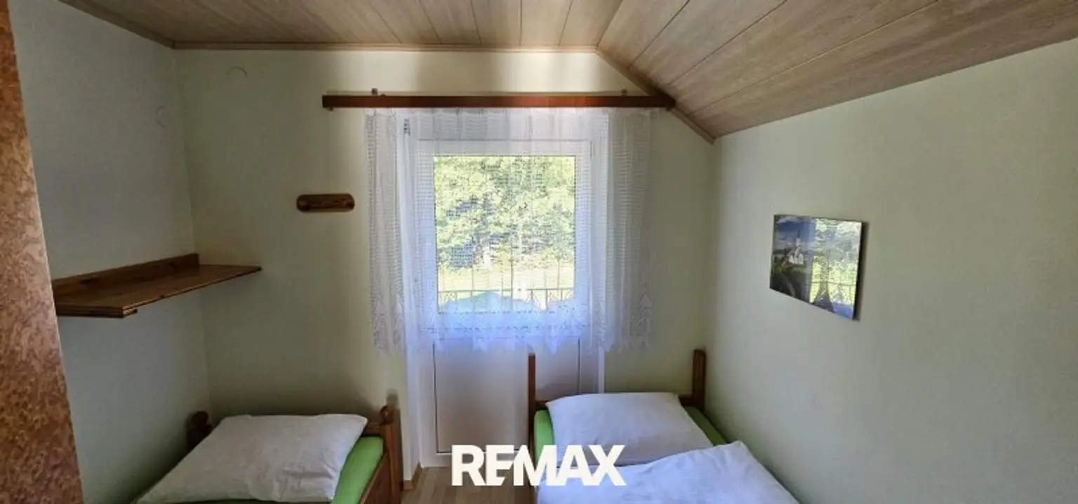 Wohnung Obergschoss Zimmer 2