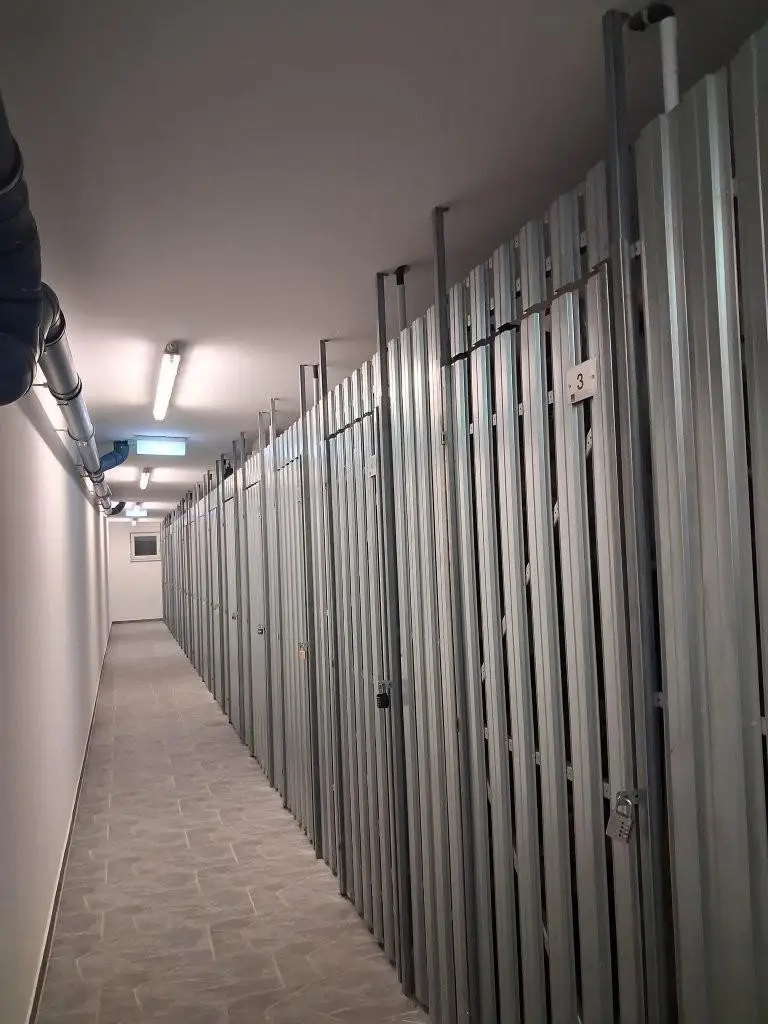 "Waldblick - Single-Balkonwohnung am Riederberg mit Parkplatz"
