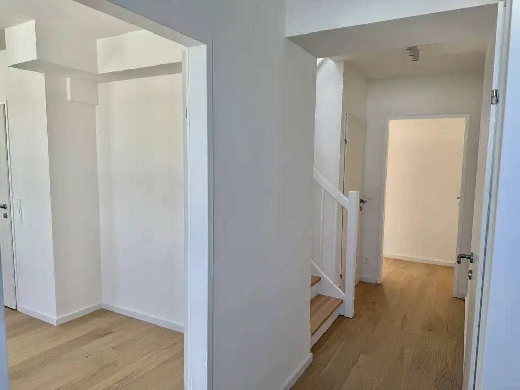Wunderschöner Altbau zwischen Schlossquadrat und Naschmarkt