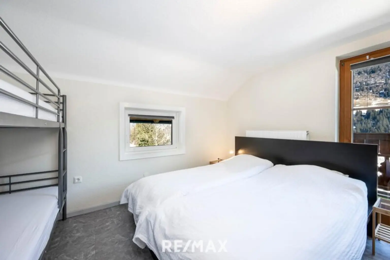 "Aussichtslage Bad Gastein" – Haus mit 4 Apartments und Eigentümerwohnung