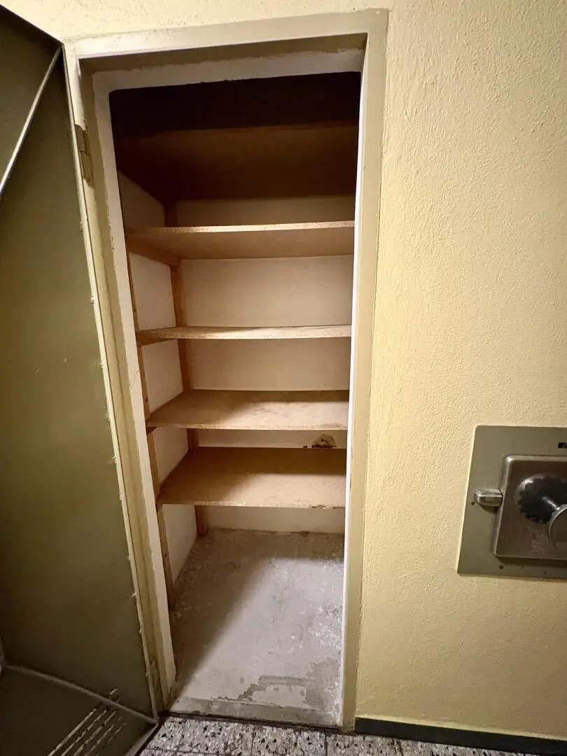 Abstellraum im Stiegenhaus